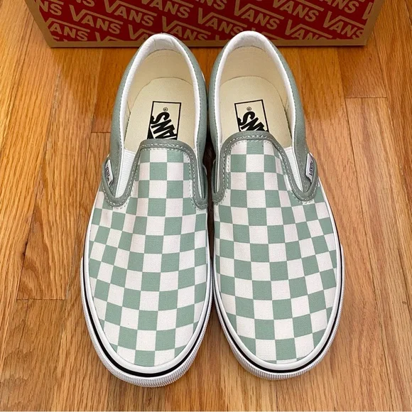 Vans Classic Slip On Checkerboard Women’s Sneakers - Picture 3 of 6